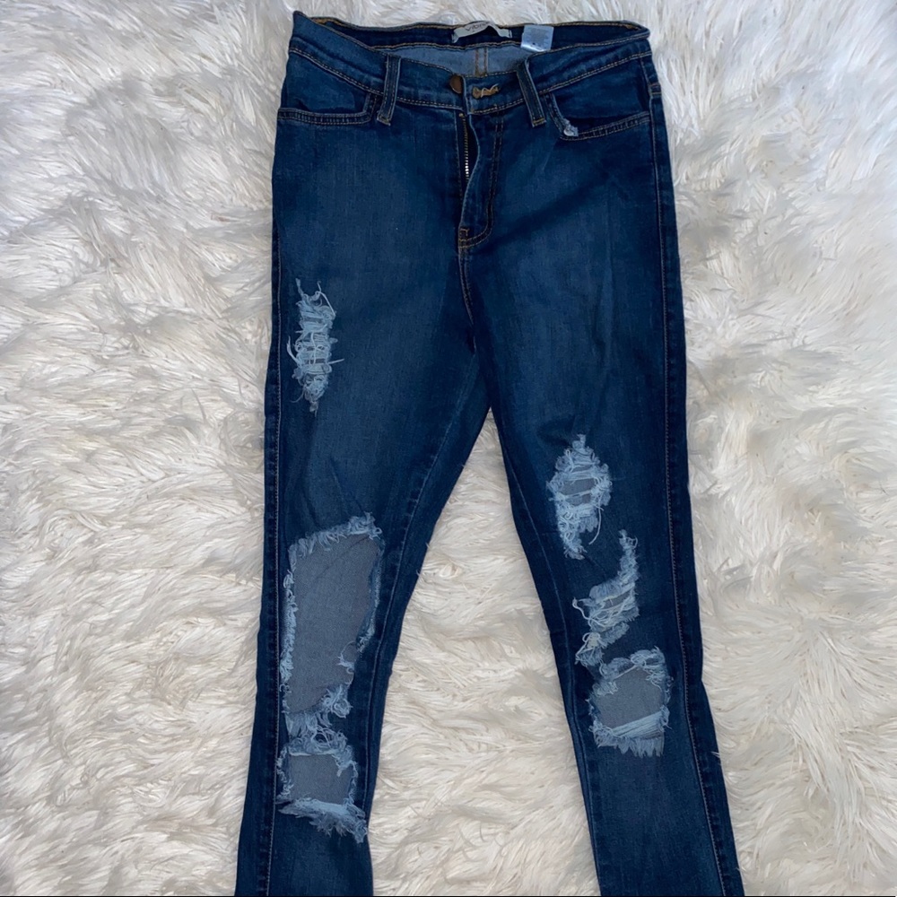 Fashion nova stretchy ripped skinny jeans